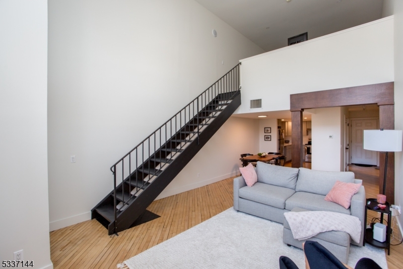 Imbue Bldg - Residential Income