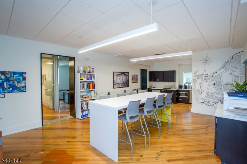 Imbue Bldg - Residential Income