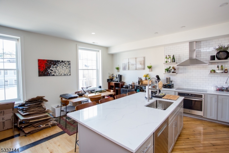 Imbue Bldg - Residential Income