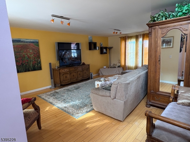 Crystal Springs - Residential