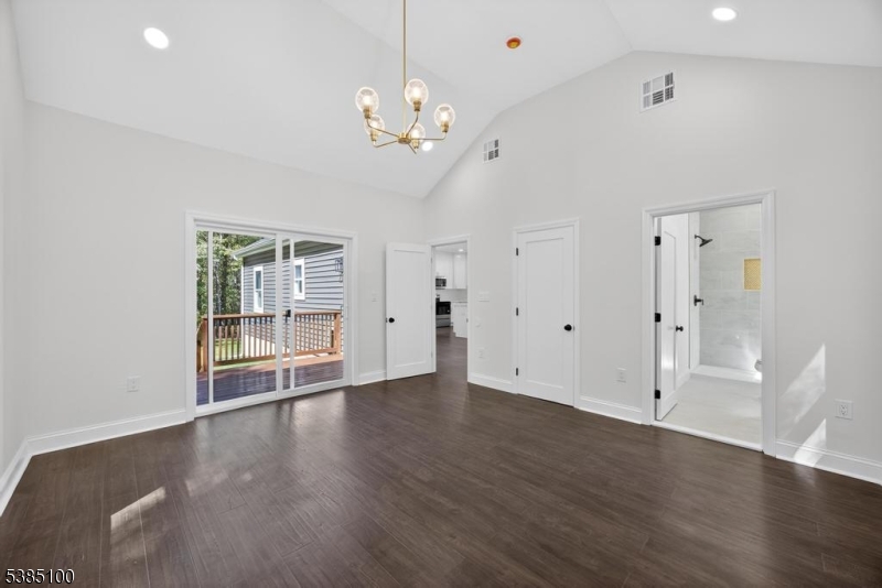 Crandon Lakes - Residential