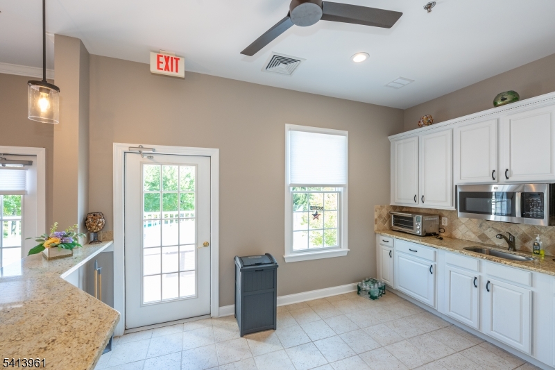 HORIZONS AT MOUNT ARLINGTON - Residential