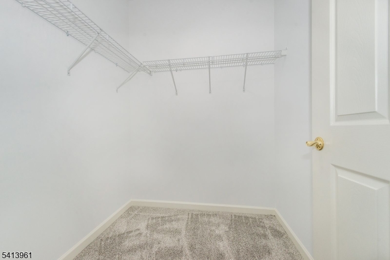 HORIZONS AT MOUNT ARLINGTON - Residential