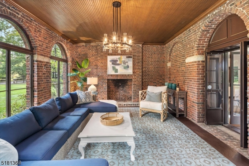 CONVENT STATION - Residential