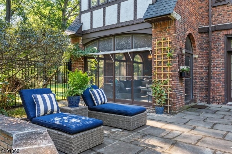 CONVENT STATION - Residential