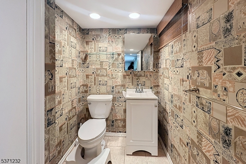 White Meadow Lake - Residential Lease