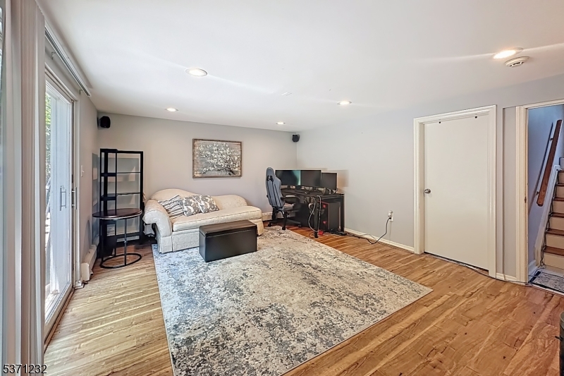 White Meadow Lake - Residential Lease