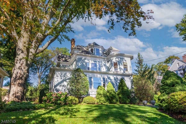 374 PARK ST # 2, MONTCLAIR, NJ 07043 - Image 43bcc9ba048aef30371adb37984e351a/3845950507