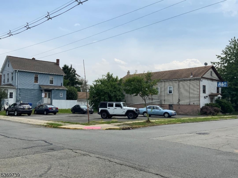 BAYWAY - Commercial Lease