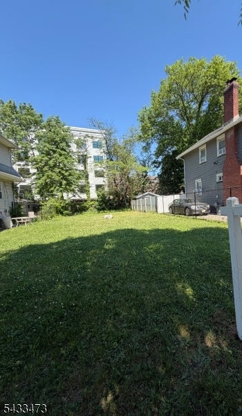 275 N Maple Ave - Photo 4