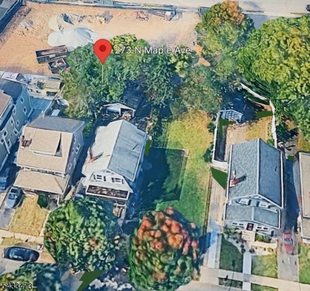 275 N Maple Ave - Photo 3