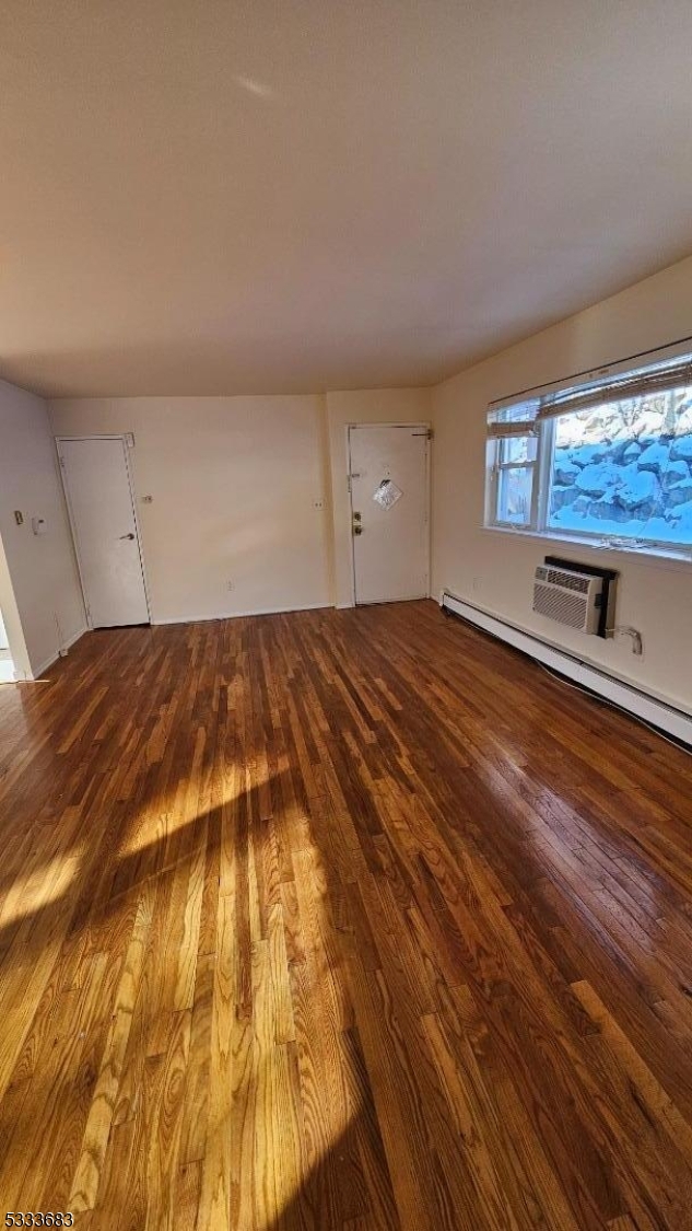 Mountain Club - Residential Lease