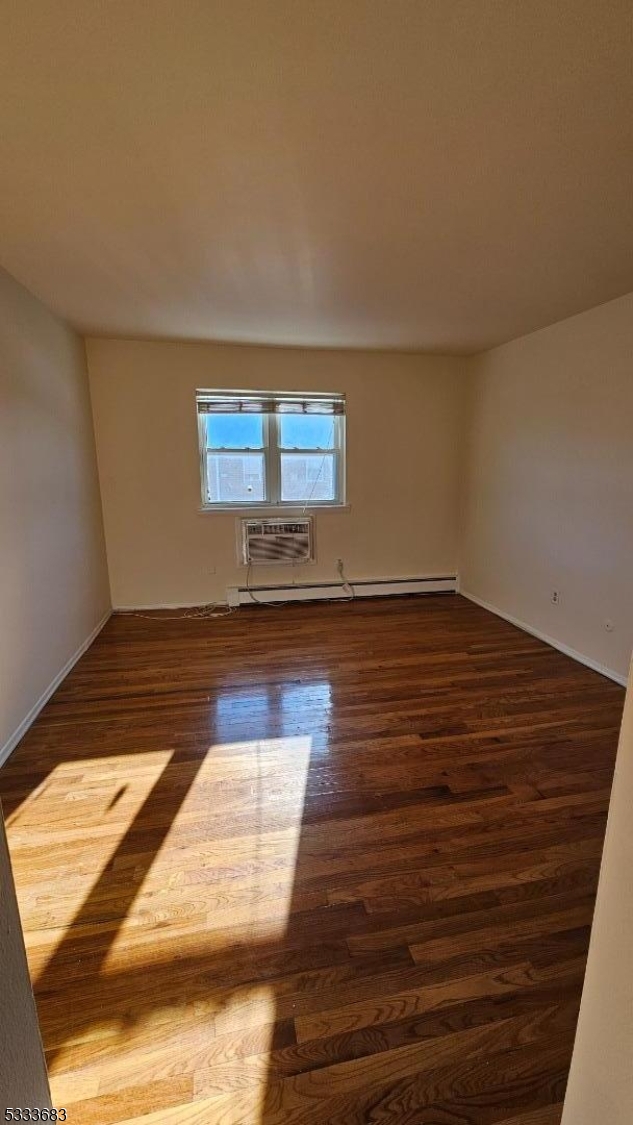 Mountain Club - Residential Lease