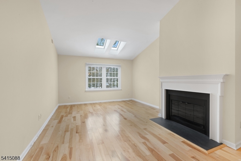 Spring Ridge - Residential