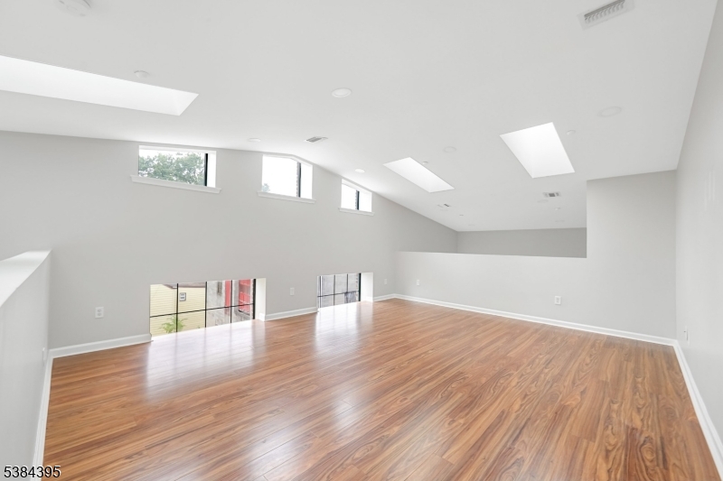 Hamilton Heights Condo - Residential