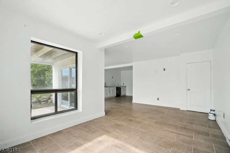 High Point Country Club - Residential Lease