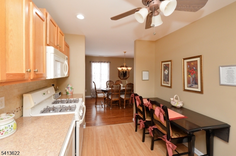 Chanda Arms - Residential