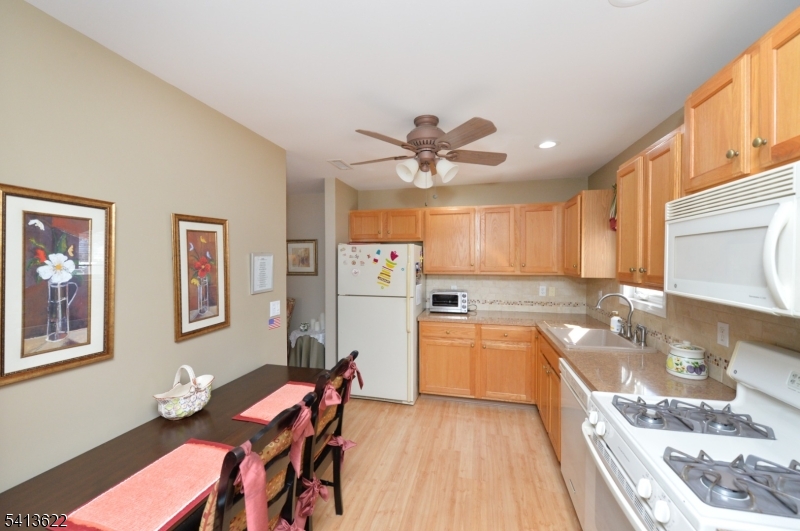 Chanda Arms - Residential