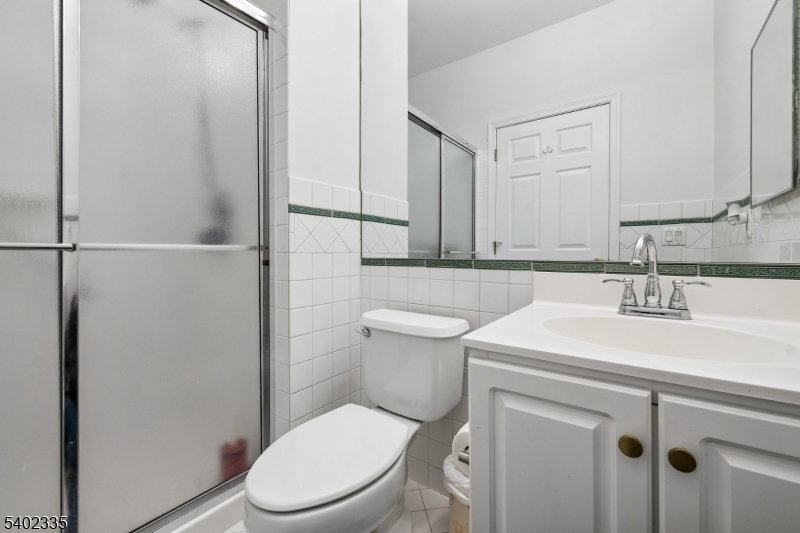 REVERE HILL - Residential