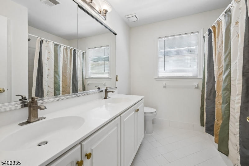 REVERE HILL - Residential