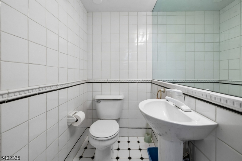 REVERE HILL - Residential