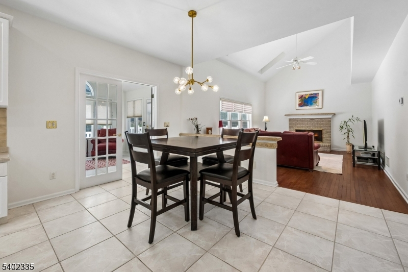 REVERE HILL - Residential