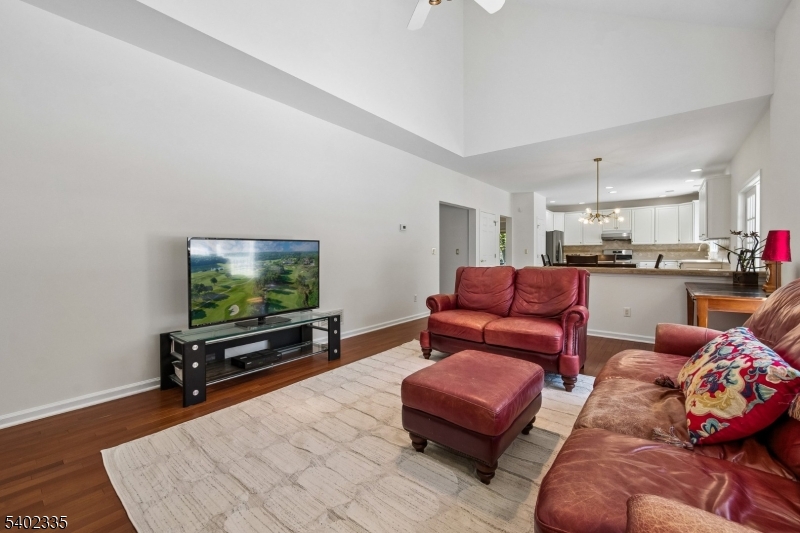 REVERE HILL - Residential