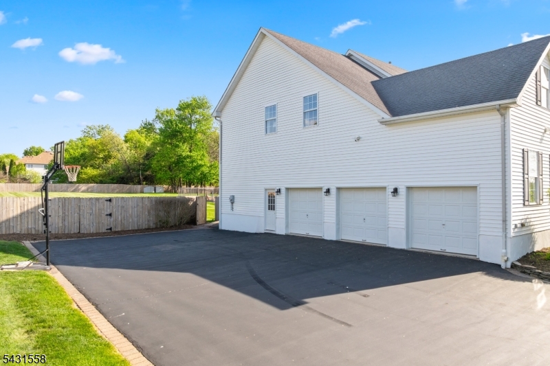 Willows Landing - Residential