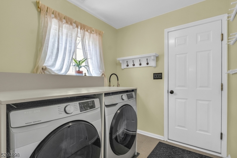 Schooleys Mtn - Residential