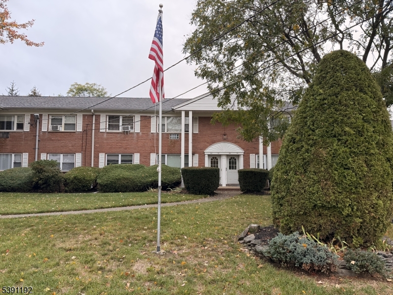 Manchester Village 1 - Residential Lease