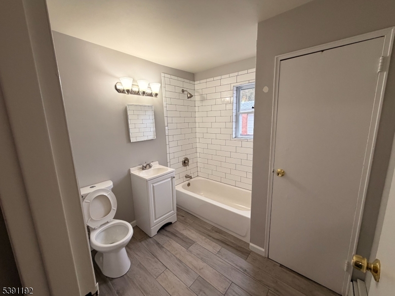 Manchester Village 1 - Residential Lease