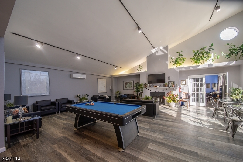 Mountain Club - Residential