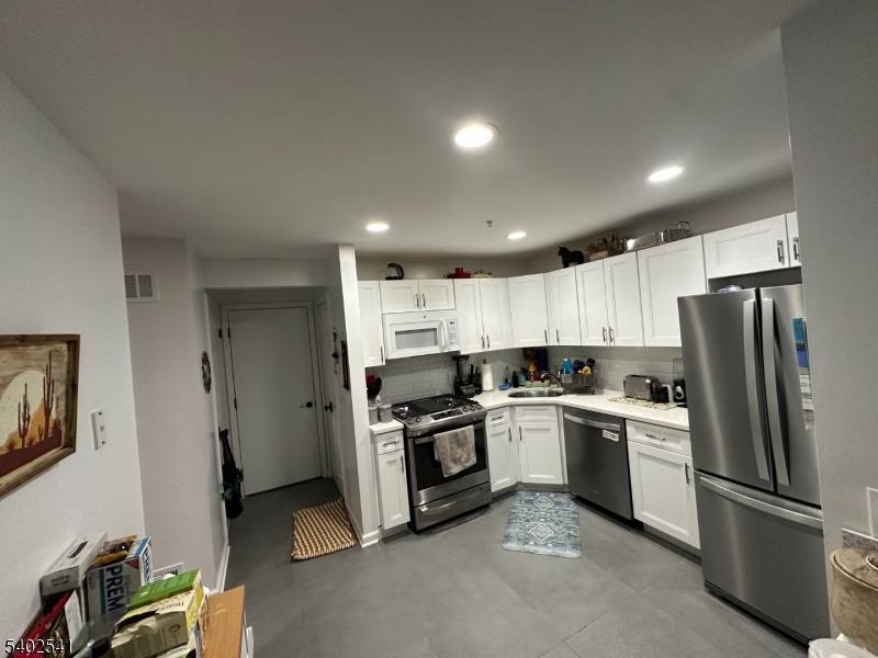 SCENIC HILL - Residential Lease