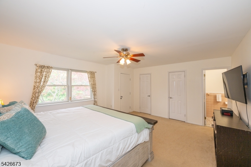 Robin Road Village - Residential