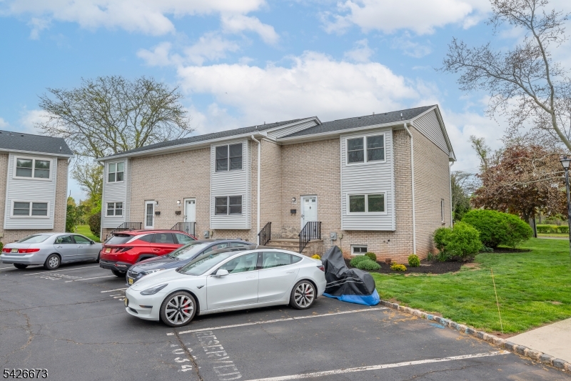 Robin Road Village - Residential
