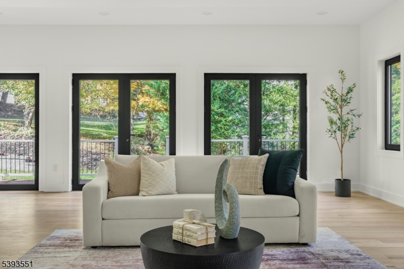 HARTSHORN - Residential