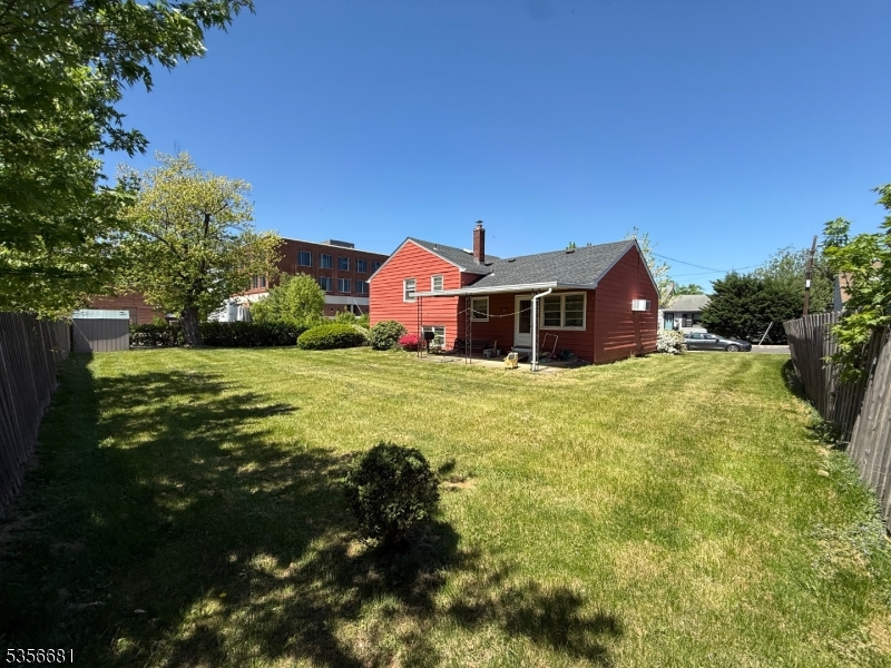 2 Madison St