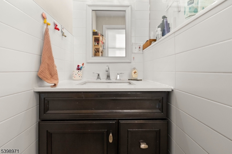 North End - Residential Income