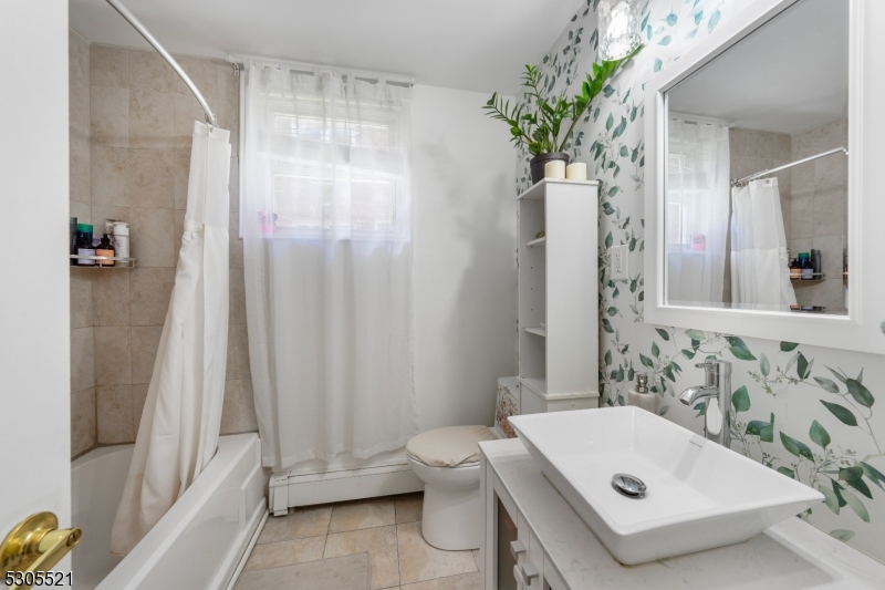 Elmora - Residential