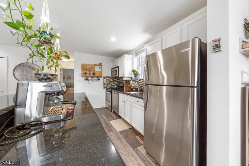 Elmora - Residential