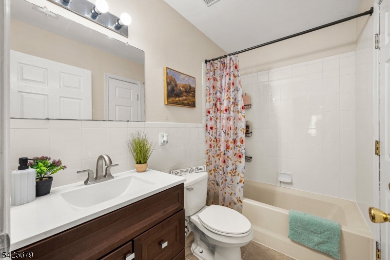 Maple Grove - Residential