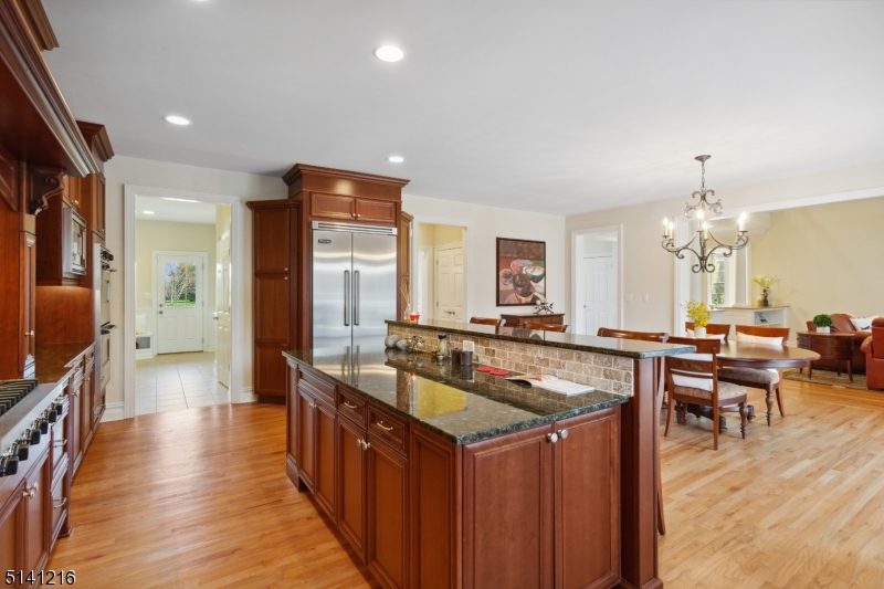 North Edison Estate - Residential