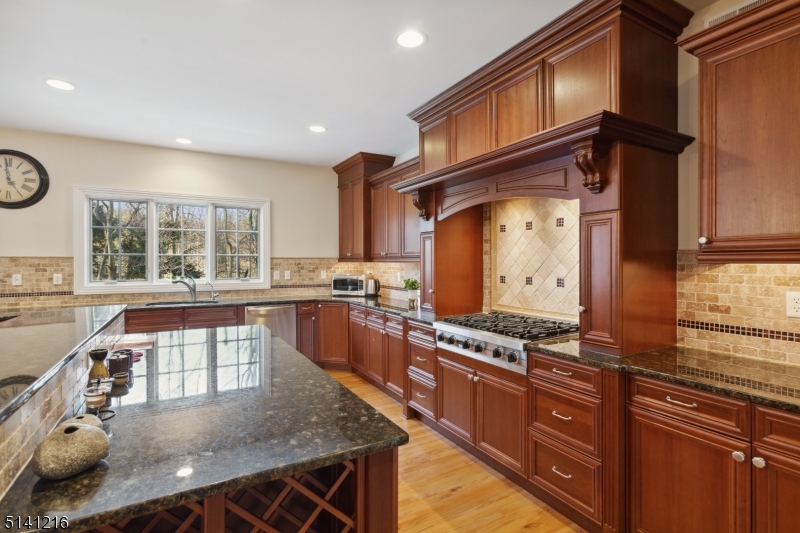 North Edison Estate - Residential