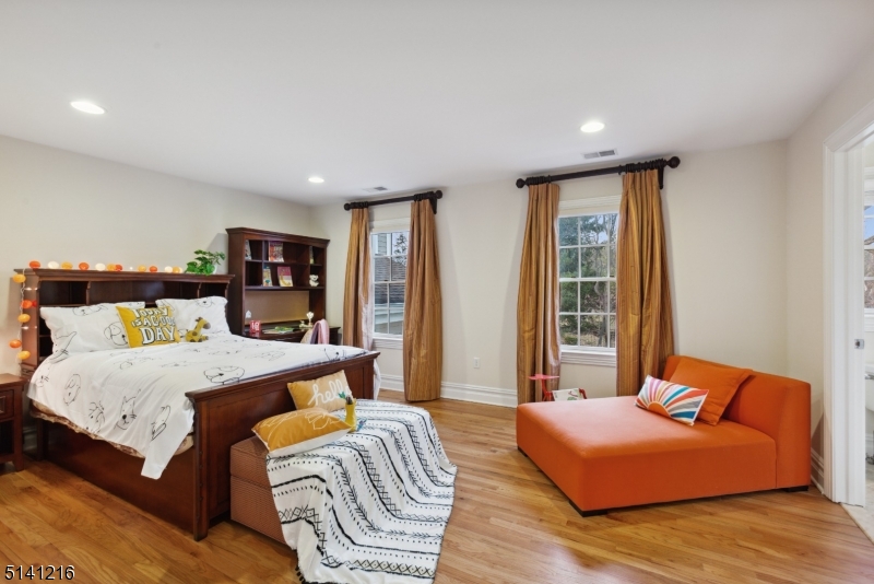 North Edison Estate - Residential