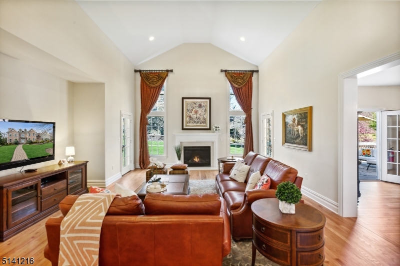 North Edison Estate - Residential