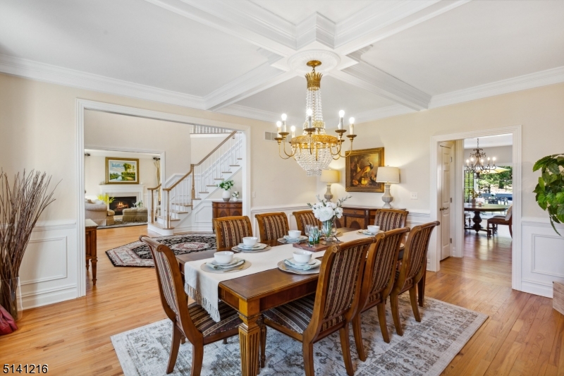 North Edison Estate - Residential