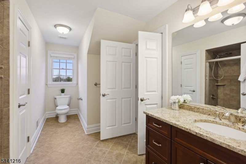 North Edison Estate - Residential