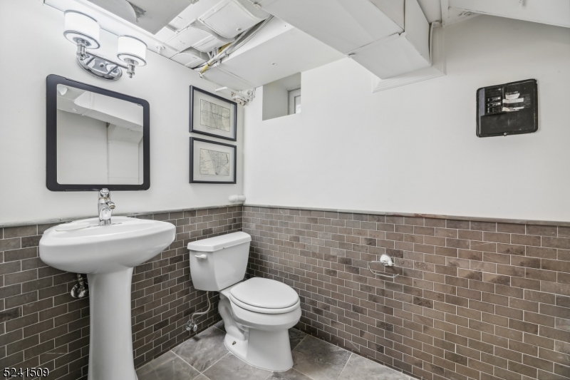 Old Short Hills - Residential