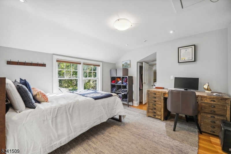 Old Short Hills - Residential