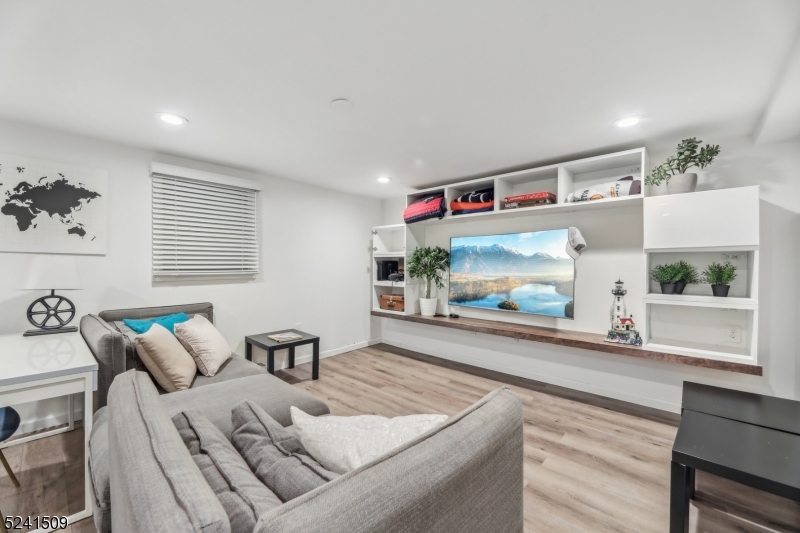 Old Short Hills - Residential